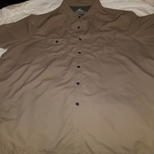 Men's shirt